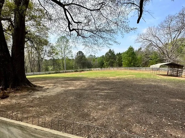 3893 Orchard Rd, Iron Station, NC 28080