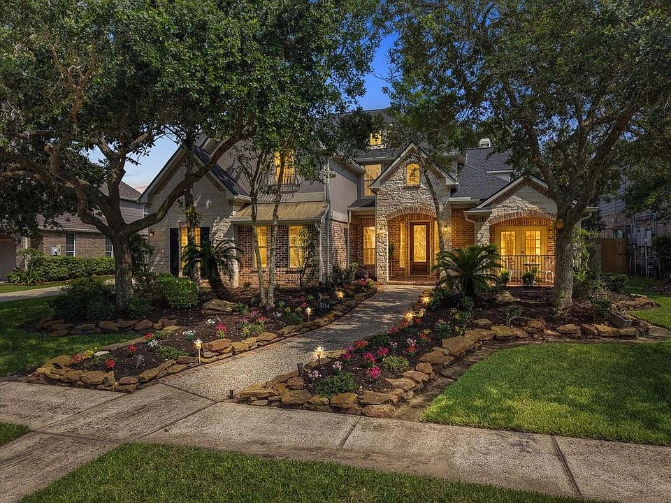 1st image of 5214 Blue Cypress Ln