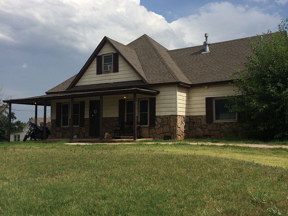 4 bd 2 bath