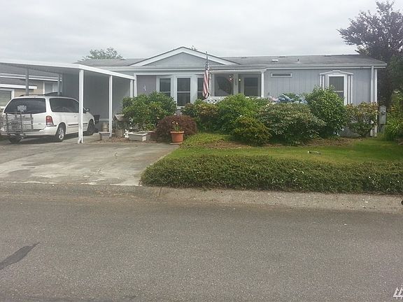 2nd image of 209 Noble Fir Cir