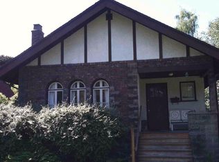 1223 NE 70th St, Seattle, WA 98115