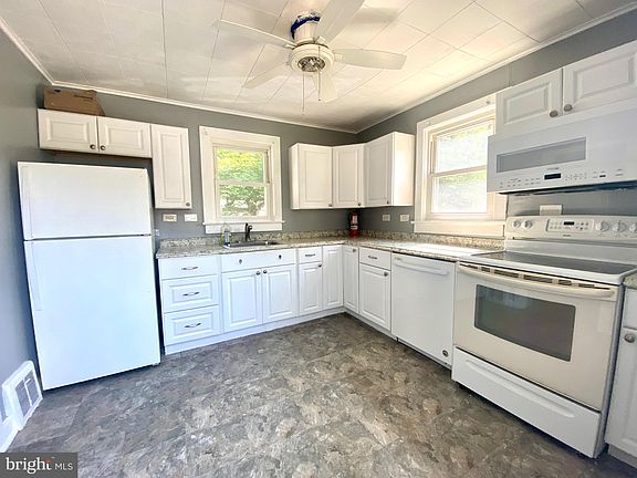 4th image of 99 Highland Ave