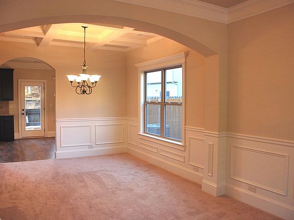 3rd image of 691 Summerstone Ln
