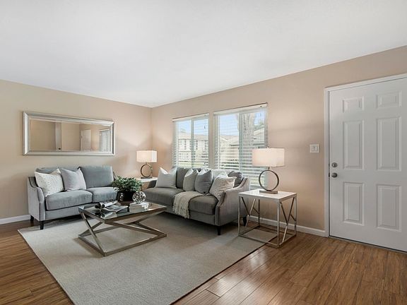 3rd image of 27848 Hummingbird Ct