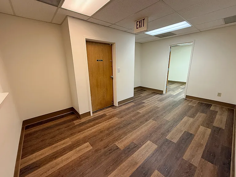 1230 Woodland Dr #117 — Photo 11