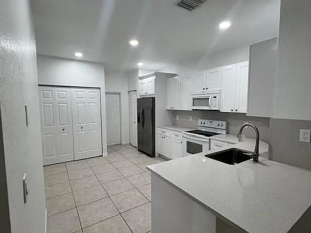 4150 Forest Dr — Photo 9