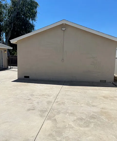 22959 Vose St — Photo 24