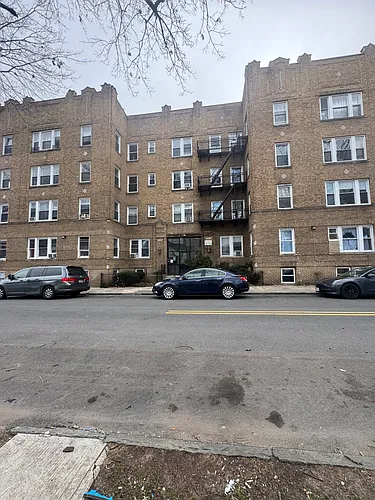 6 N 21st St Photo 1