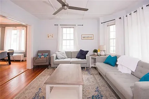 20 Carroll Ave