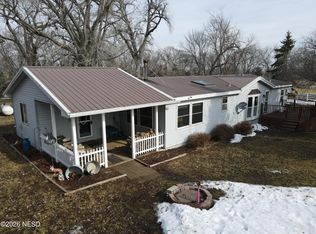 1321 424th Ave S, Clark, SD 57225