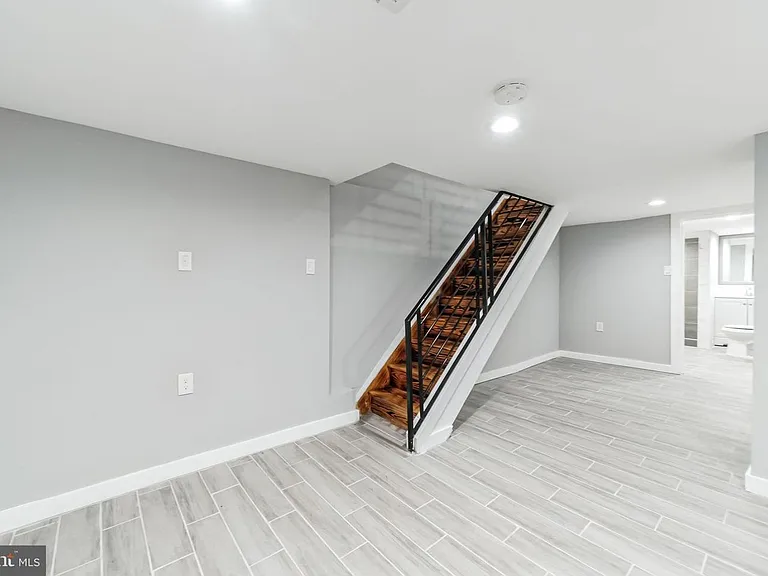 3414 Salmon St — Photo 21