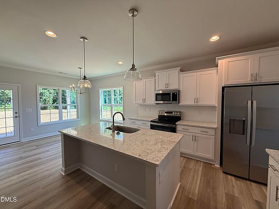 3rd image of 120 Yardley Dr Lot 58