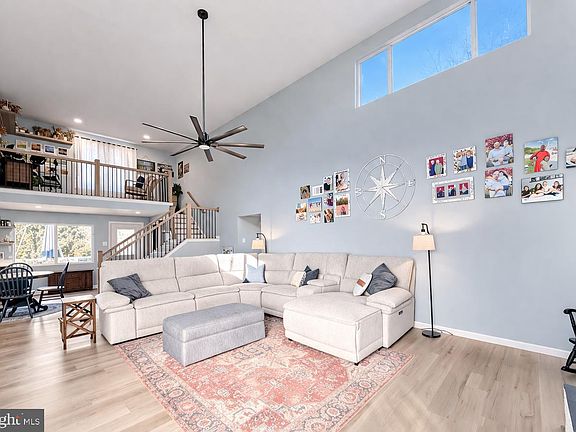4th image of 21767 Potomac View Dr