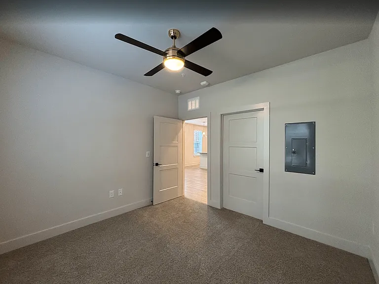 District on the Etowah Apartments — Photo 439