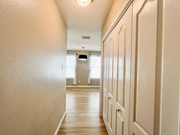 298 Jack Rabbit Ln — Photo 8
