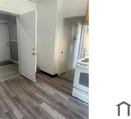 240 William St #2B