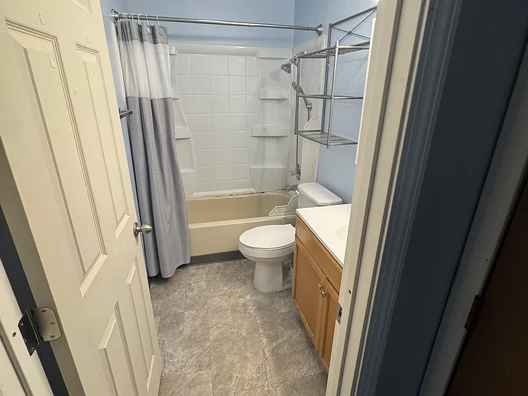 1201 Juneau St #1 — Photo 17