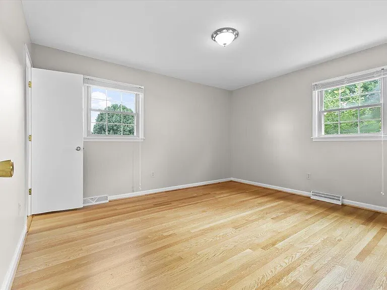 6743 Jasmine Cir — Photo 20
