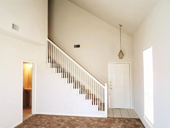 5th image of 5833 Blackmon Ct