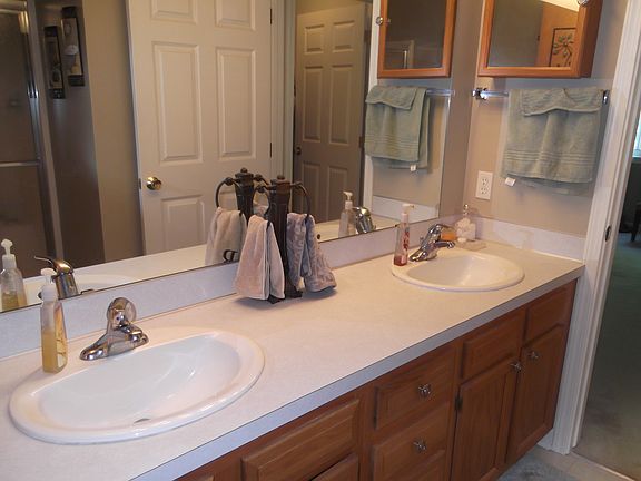 5th image of 5821 Crosswinds Dr Unit 23