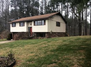 110 Robin Ln, Unicoi, TN 37692