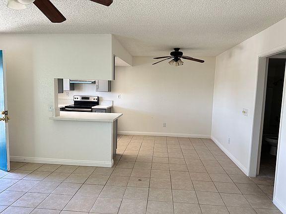 4th image of 9339 Olive St #7