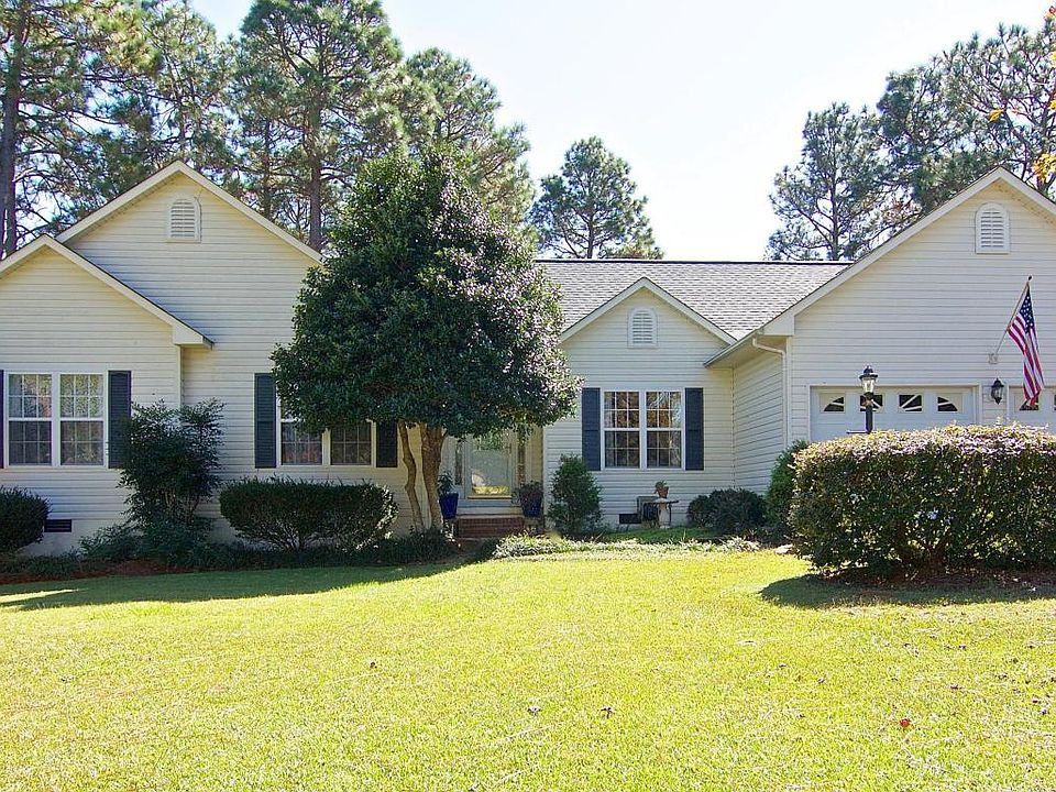1st image of 126 Pinesage Dr