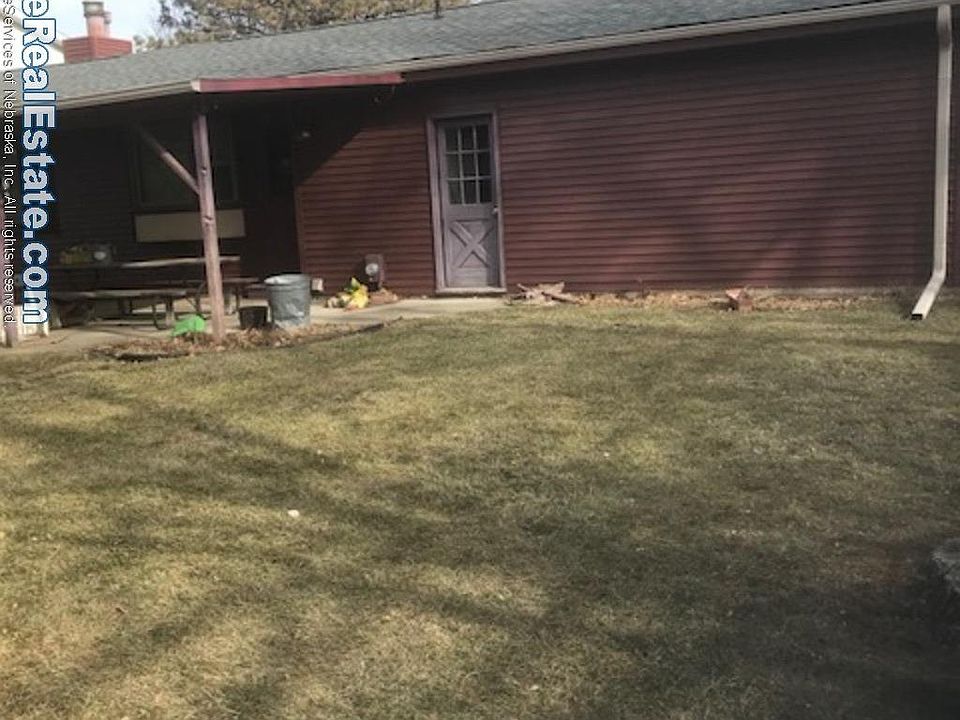 2nd image of 3821 S 32nd Pl