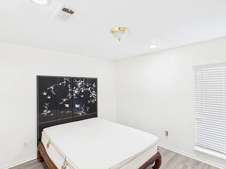 7611 Hopewell Ln — Photo 16