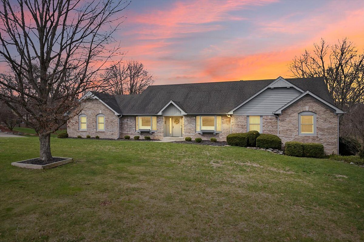 7000 Tremont Dr, Bargersville, IN 46106 MLS 21972798 Zillow