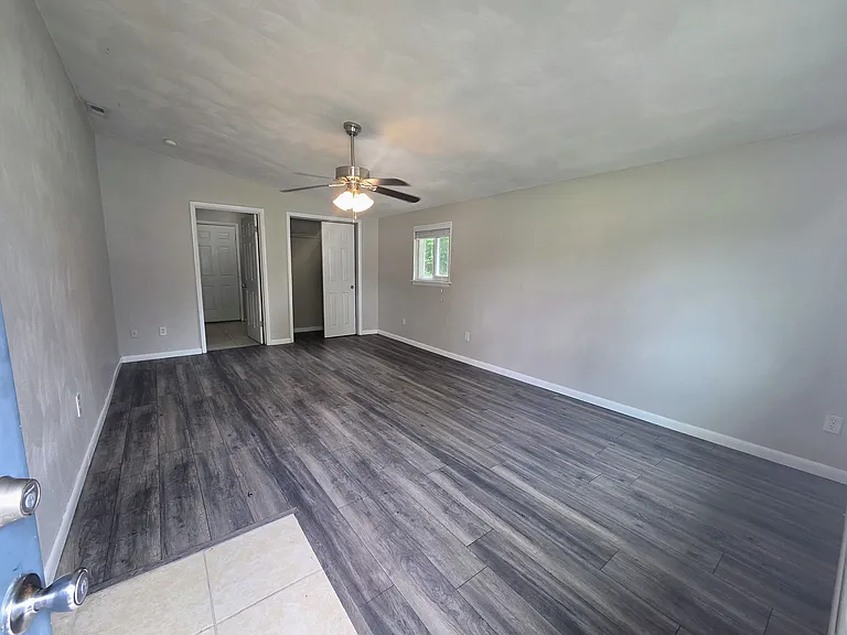 312 Appian Ave — Photo 7