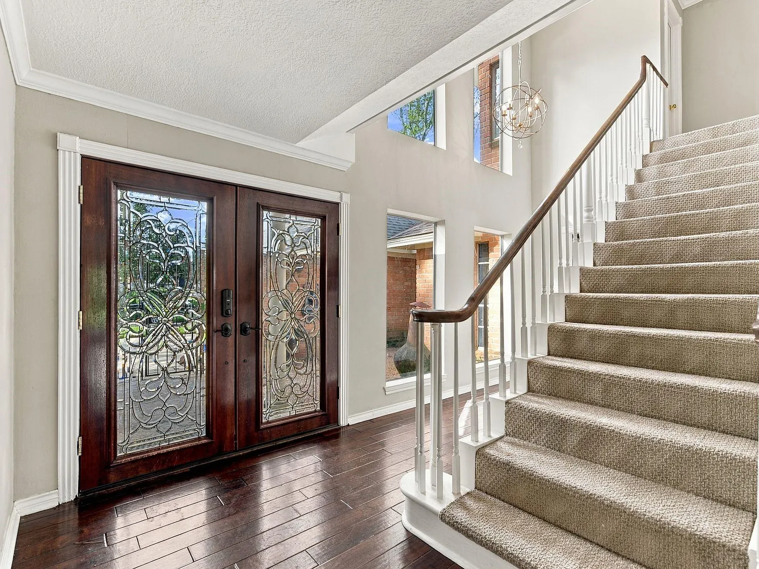 4 bed, 3.5 bath, 3575 sqft, $4,500 — Photo 4