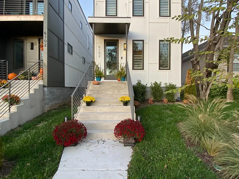 6102A Morrow Rd — Photo 22