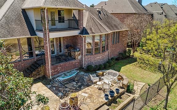 4th image of 2507 Lakepoint Dr