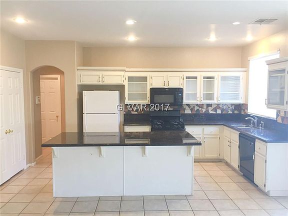 4th image of 2516 Chenault Cir #00
