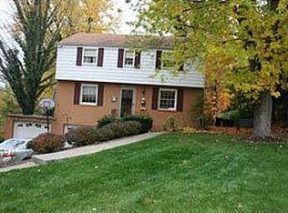 3348 Forest Rd, Bethel Park, PA 15102