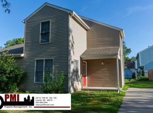 1830 Whittier St, Lincoln, NE 68503