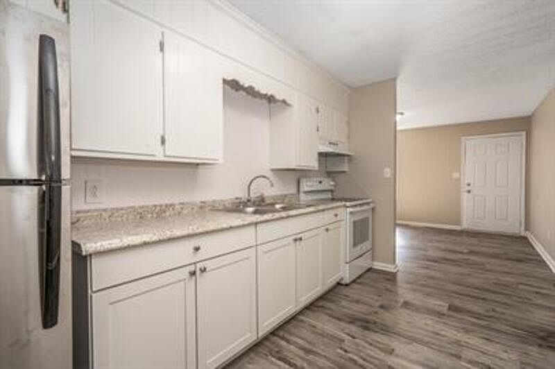 1st image of 651 Kingston Ave #653