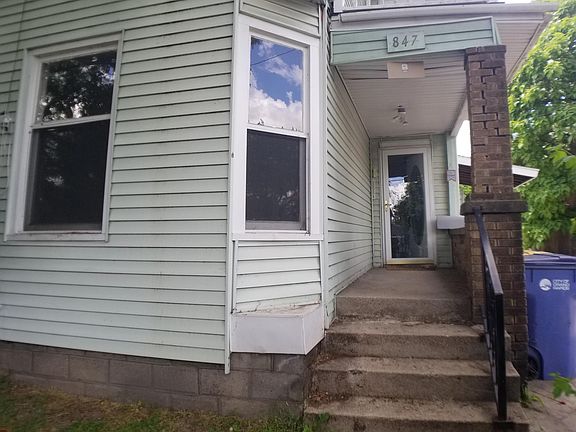 2nd image of 847 Oakland Ave SW