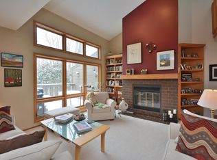 175 N Elm Grove Rd, Brookfield, WI 53005