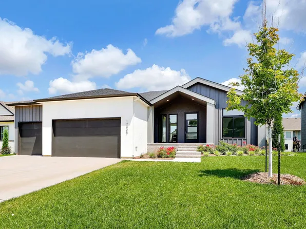 12325 E Woodspring Ct, Wichita, KS 67226