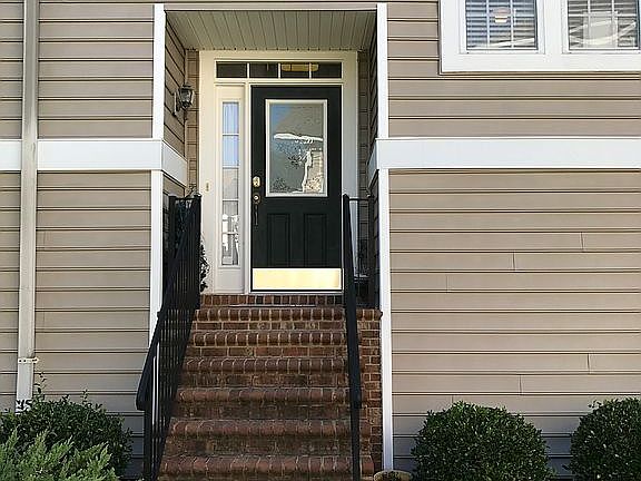 3rd image of 1024 Bay Breeze Dr