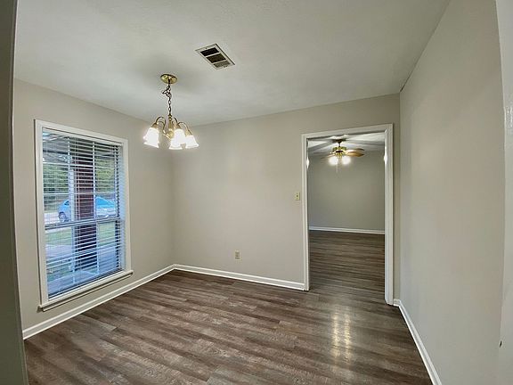 4th image of 725A Robindale Dr #725-B