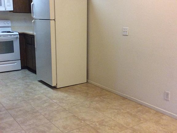 5th image of 6350 Genesee Ave Unit 117A