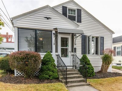 211 Lynch St, Providence, RI, 02909