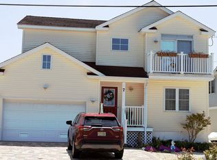 7 Marin Ln, Manahawkin, NJ 08050