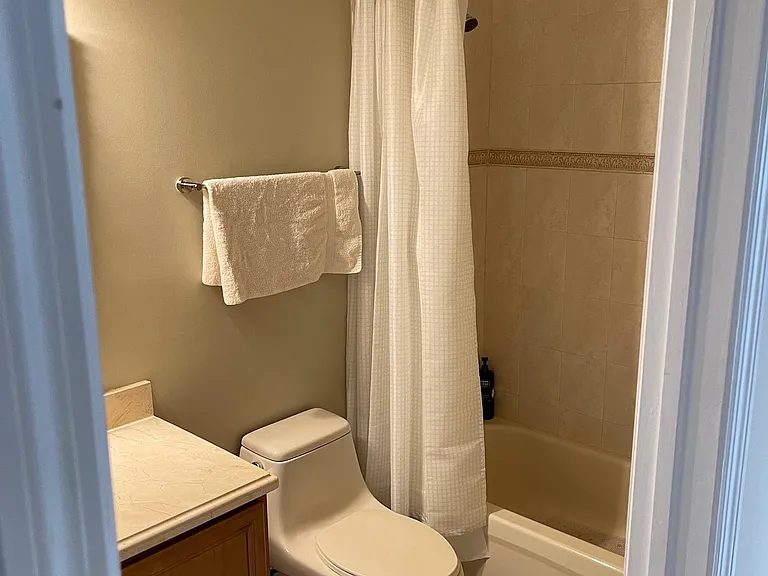5271 SW 8th St #501 — Photo 11