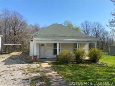 207 E Main St, Iberia, MO, 65486
