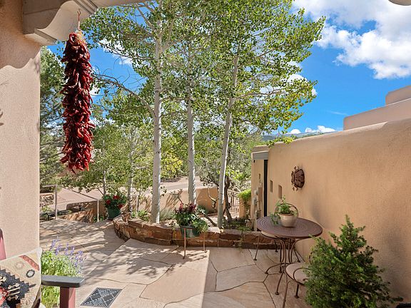 5th image of 504 Los Nidos Dr