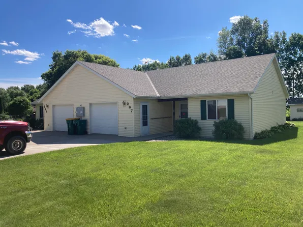 209-211 Poplar Ave, Lowry, MN 56349
